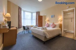 Image of Eliot Hotel