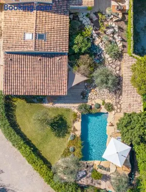 Image of Une Oasis au Pays de Cézanne