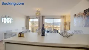 Image of CANNES SERGENT GAZAN