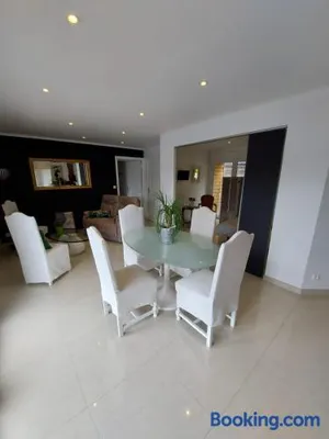 Image of Les Suites de Véronique, chez Véronique Olive