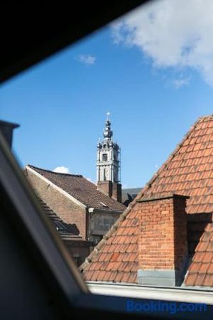 Image of Mons Dragon House