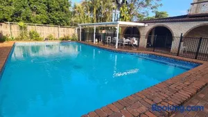 Image of Big Holliday house with pool