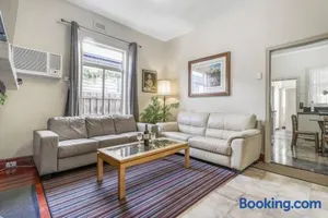 Image of Spacious Urban Delight in Coburg