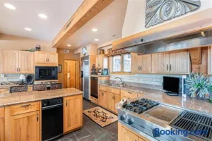 Image of Double Eagle Way 102