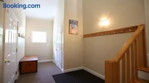 Image of Rising Ridge 28, O