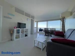 Image of Appartement T2 proche centre avec terrasse et parking sous-terrain - FR-1-474-11