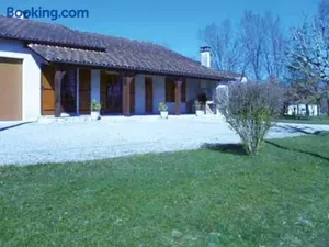 Image of Maison indépendante avec jardin, cheminée et terrasse couverte en pleine campagne périgourdine - FR-1-616-10