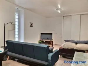 Image of CHATENAY 4 · Cozy Studio with car park and terrace