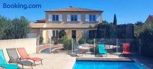 Image of villa classée 4 étoiles avec piscine et boulodrome