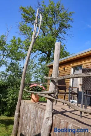 Image of Tinyhouse Zirkuswagen- Kotten Kunterbunt