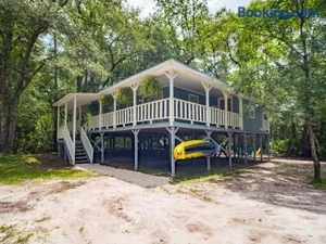 Image of Satilla Woods Cabin & Hot Tub