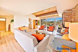 Image of La Jolla Lookout