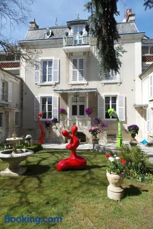 Image of Le Cedre Bleu