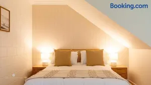 Image of Agnes Break - 3 Bedroom, 2 Bath, 400m to Beach
