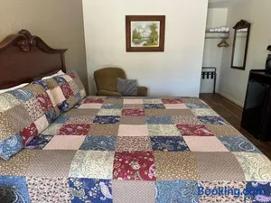 Image of Sunset Inn and Suites