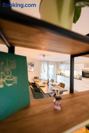 Image of -Zentrale Wohnung-Balkon-Desingerküche-