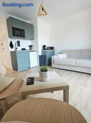 Image of Studio Saint-Laurent-Du-Var bord de mer