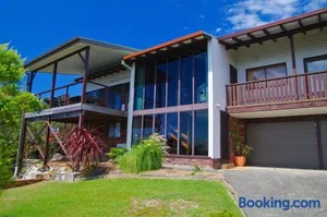 Image of Barrels Beach House, 28 Dulconghi Street