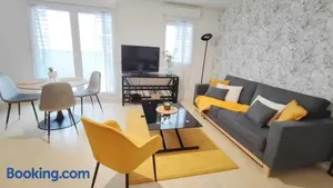 Image of Appart Poissy Relax Wi-Fi Pool by Servallgroup