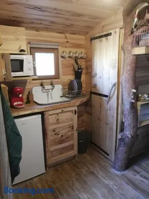 Image of patrice et chrstel Cabane en bois