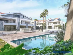 Image of Appartement à 150m plage des Lecques, climatisé, piscine, terrasse, 2 chambres, parking - 4 étoiles - FR-1-770-29