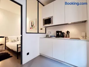 Image of Le PETIT BALCON by Booking Guys