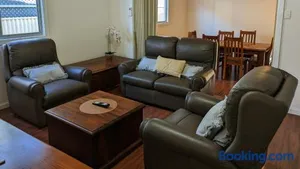 Image of Broken Hill Inn Cottage
