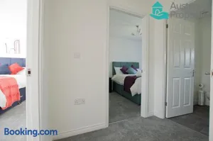 Image of Modern 2 Bed House Walking Distance to Hospital
