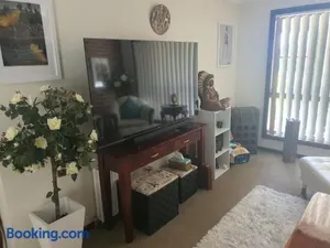 Image of The Junction Estate COOL CALM COZY A Home N Host Property