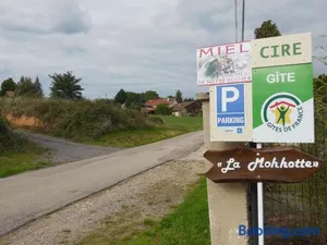 Image of Gîte chaleureux avec terrasse, proche des activités touristiques et nature des Vosges - FR-1-589-177