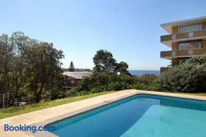 Image of Beautiful 1 bedroom unit 1 block from Coogee beach