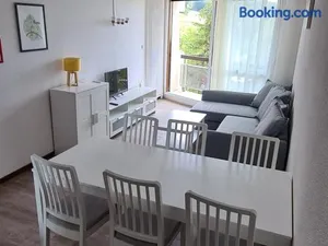 Image of Appartement rénové au pied des pistes avec balcons - FR-1-515-66