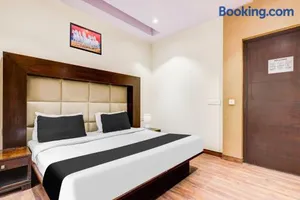 Image of Super Townhouse Oak Sector 25 Gurgaon