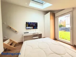 Image of Chambre paisible chez l'habitant en rez de chaussée avec salle d'eau 10 min gare et centre ville