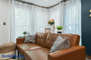 Image of Modern Gatsby 2b15b Caldwell Near Golf Course!