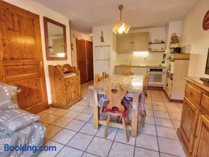 Image of Appartement chaleureux 37m² au pied des pistes avec wifi et parking - FR-1-505-20