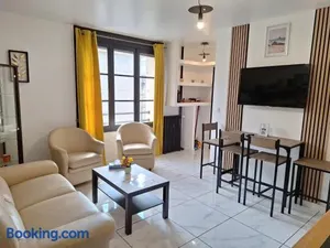 Image of Hypercentre Orléans Carmes