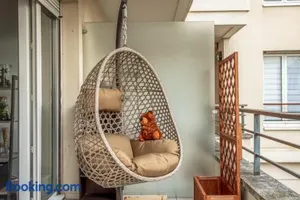 Image of Cozy room in Paris LaDefense