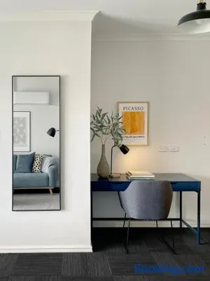 Image of Stylish Executive City Pad w Parking and Pool