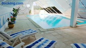 Image of Villa spacieuse à Crastes avec piscine privée et vue montagne