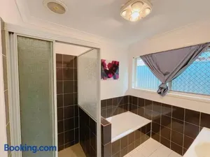 Image of Cheerful 5 Bedroom Holiday Destination