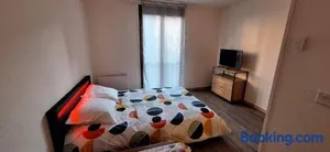 Image of Grand studio confortable jusqu'à 4 personnes