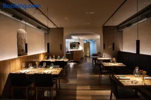 Image of restaurant271