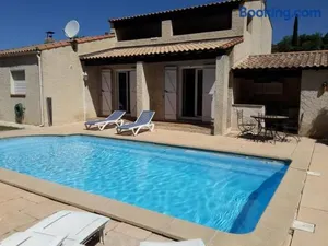Image of jolie villa avec piscine