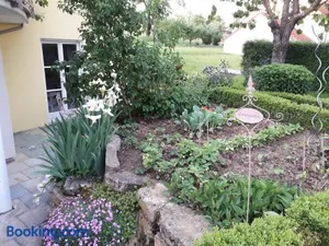 Image of Schoenbuchjuwel