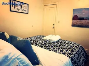 Image of Eastlake Escape - Cascade