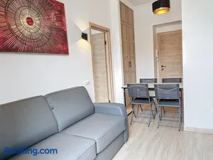 Image of Central Beautifull Delille Flat