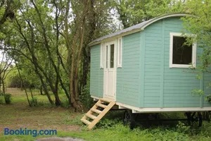Image of The Tawny Shepherd Hut, Whitehouse Farm