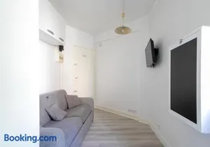 Image of studio St Cloud perfect place Roland Garros # Parc des Princes