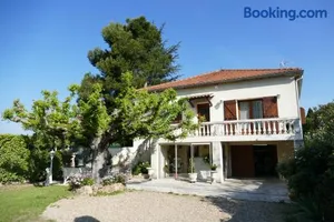 Image of Appartement avec véranda donnant sur le jardin